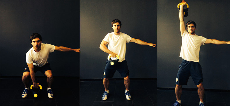 Riccardo Tonetti zeigt Fitness-Übung Snatch