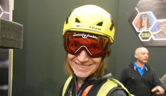 Der Skitourenhelm Attivo von Ski Trab